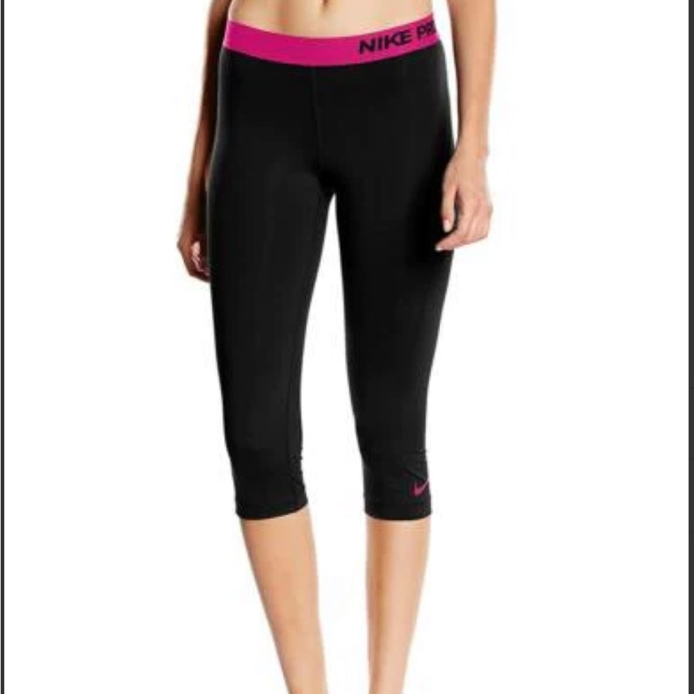 Nike Pro compression leggings